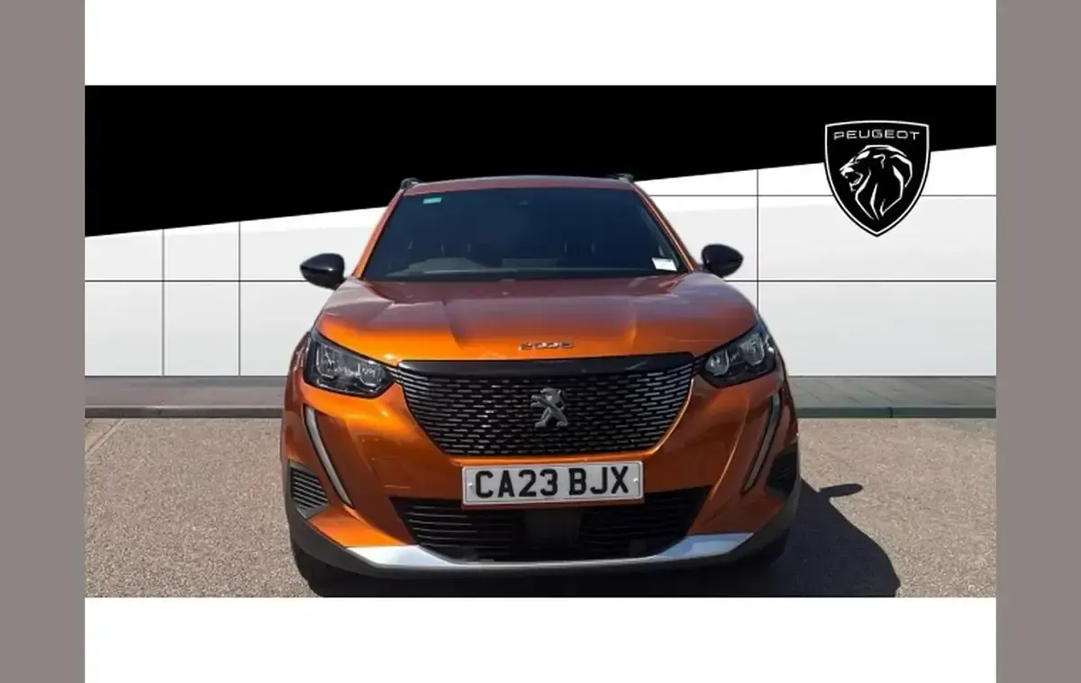 Used Peugeot 2008 Allure+ 128 HP (94 kW) 2023 Orange SUV