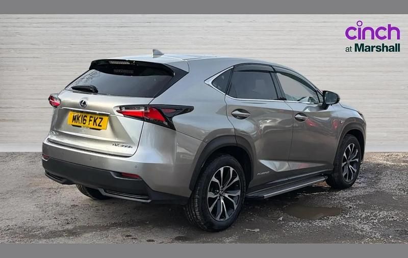 Used Lexus NX300h Sport Line 194 HP (142 kW) 2016 Silver SUV