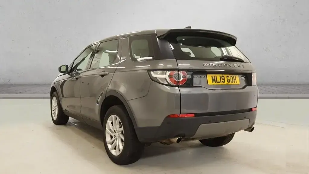 Used Land Rover Discovery Sport SE 2019 Grey SUV