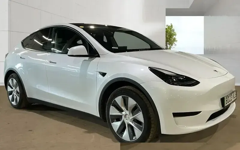 Used Tesla Model Y RWD 219 kW (299 HP) 2023 SUV