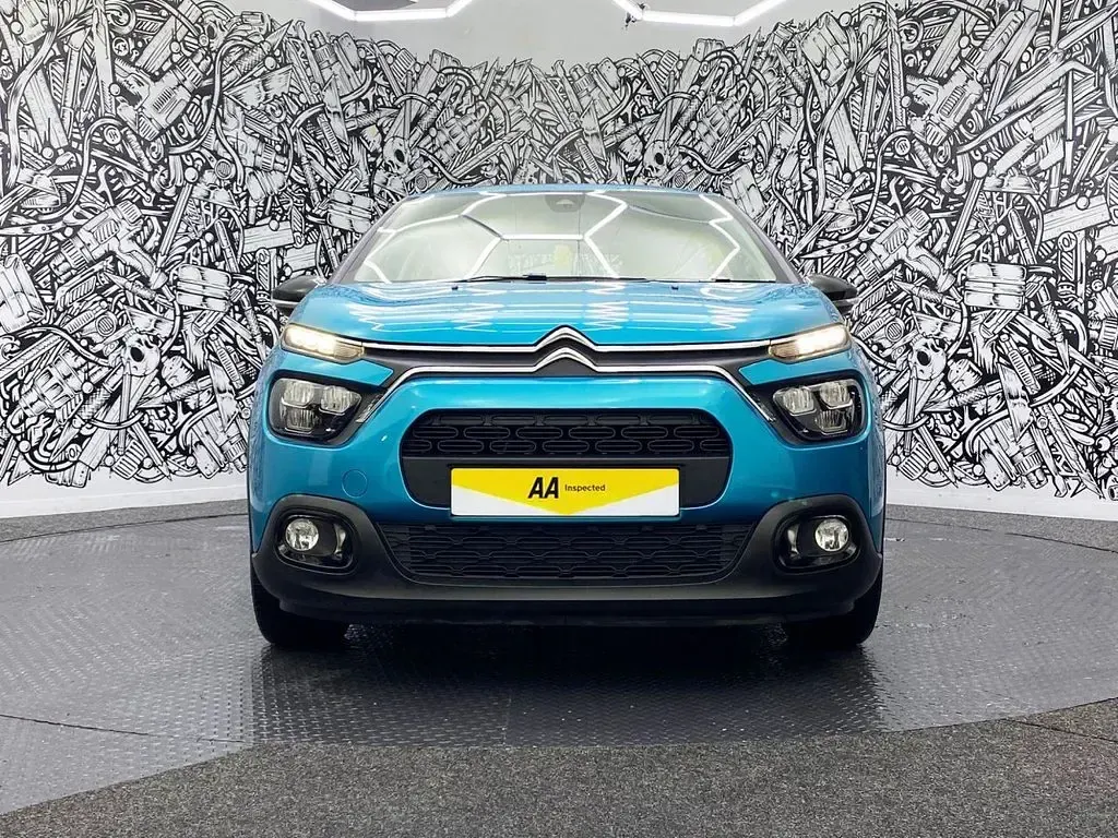 Used Citroën C3 PureTech 83 HP (61 kW) 2022 Blue Hatchback