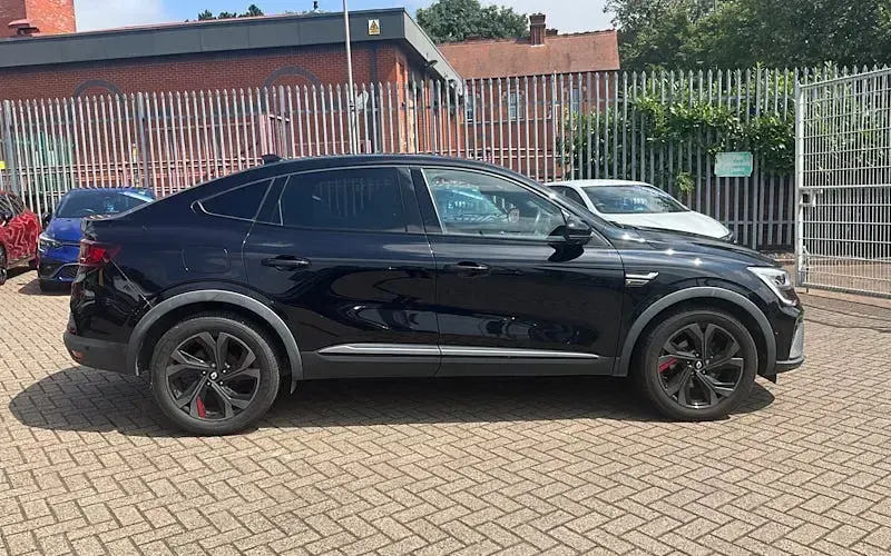 Used Renault Arkana R.S. 143 HP (105 kW) 2022 Black SUV