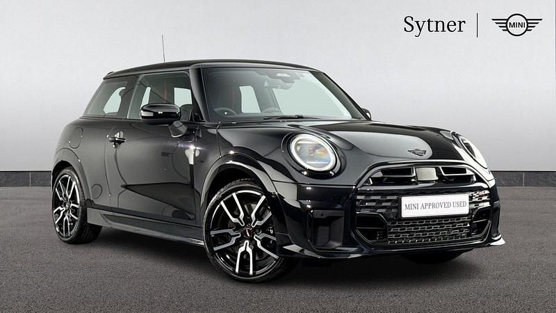 Black Used 2024 Mini Cooper Hatch Hatchback | £25,000 (Fair price) - Image 1/4