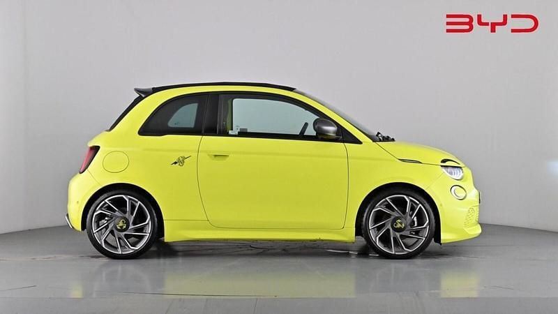 Used Abarth 500C Turismo 114 kW (155 HP) 2023 Green Cabriolet