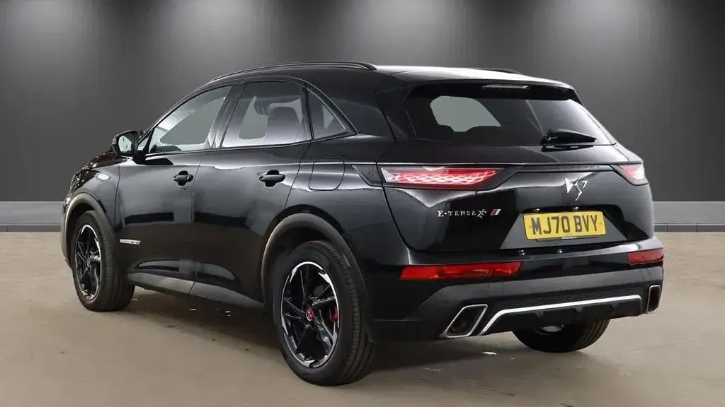 Used DS Automobiles DS7 Crossback Performance 300 HP (220 kW) 2020 Black SUV