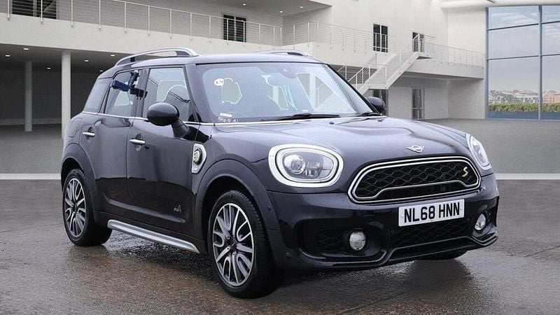 Black Used 2018 Mini Cooper Countryman SUV | £12,990 (Fair price) - Image 1/4