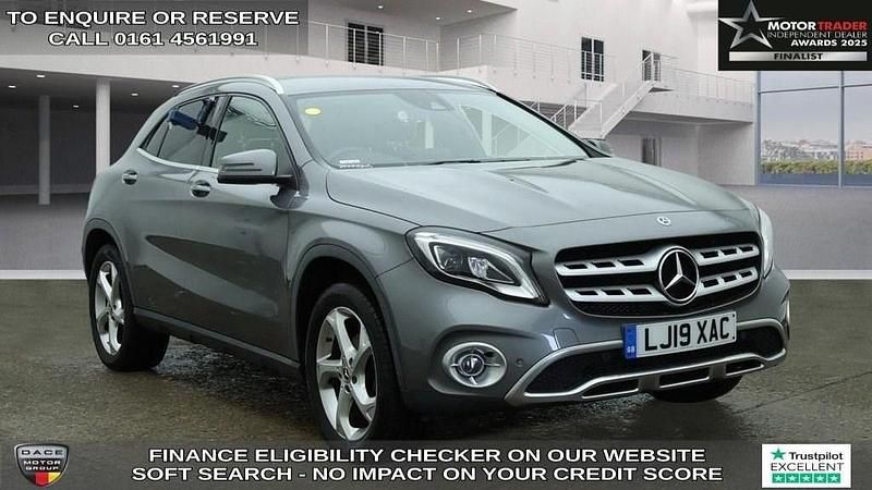 Grey Used 2019 Mercedes GLA200 Premium SUV | £16,970 (Fair price) - Image 1/4