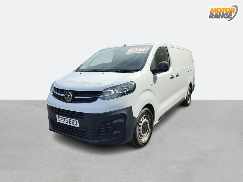 Used Vauxhall Vivaro 100 HP (73 kW) 2023 White MPV