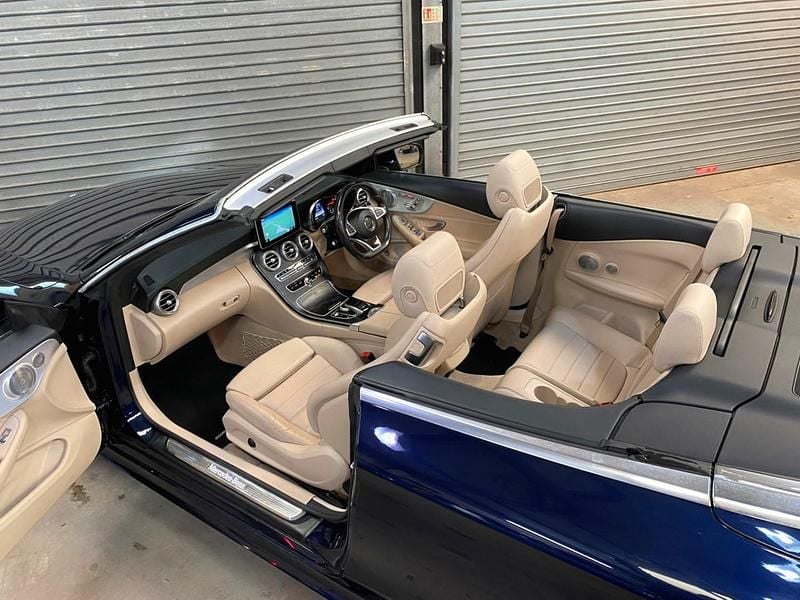 Used Mercedes C250 AMG Line Premium Plus 204 HP (150 kW) 2017 Blue Cabriolet