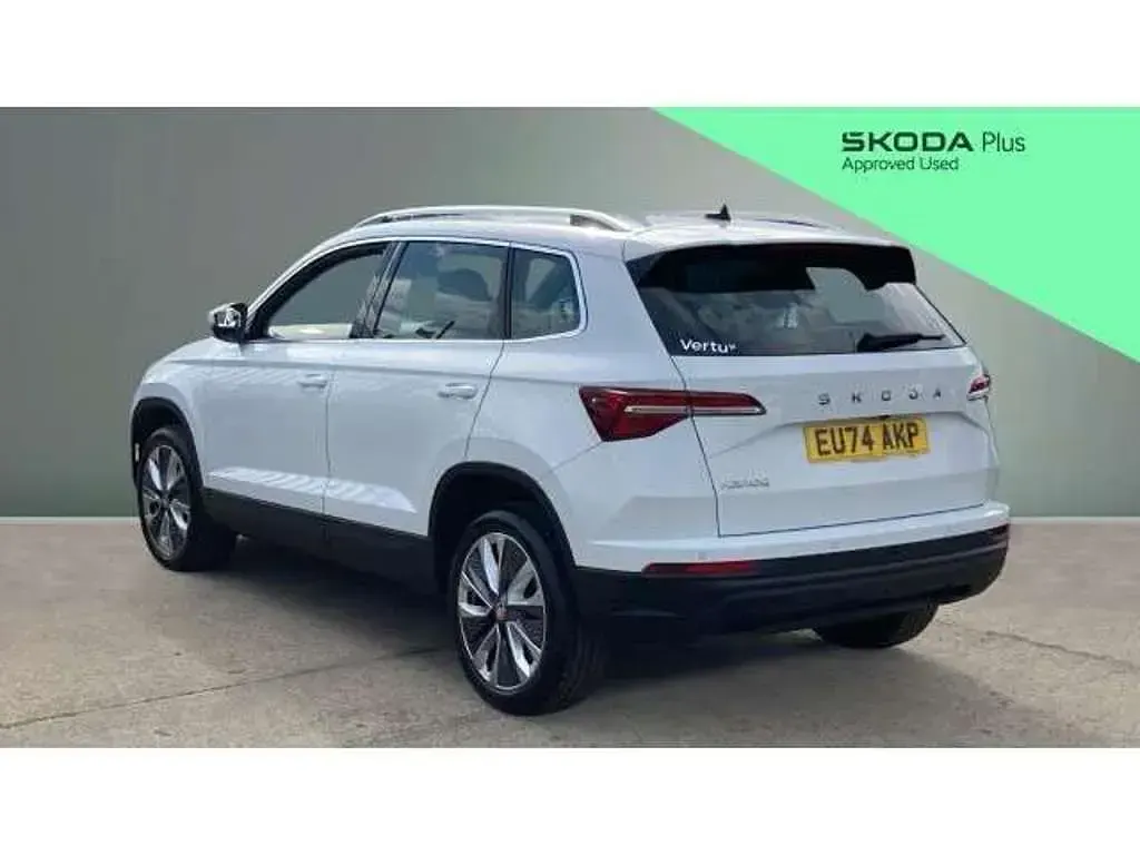 Used Skoda Karoq SE L 150 HP (110 kW) 2024 White SUV