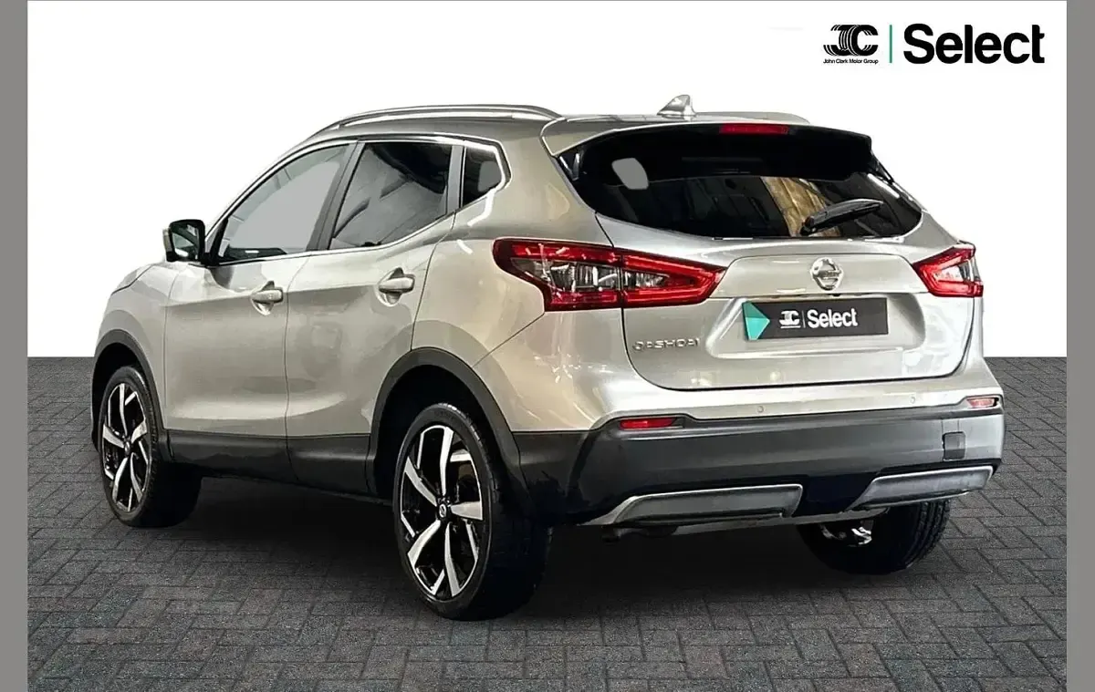 Used Nissan Qashqai Tekna 115 HP (84 kW) 2018 Silver SUV
