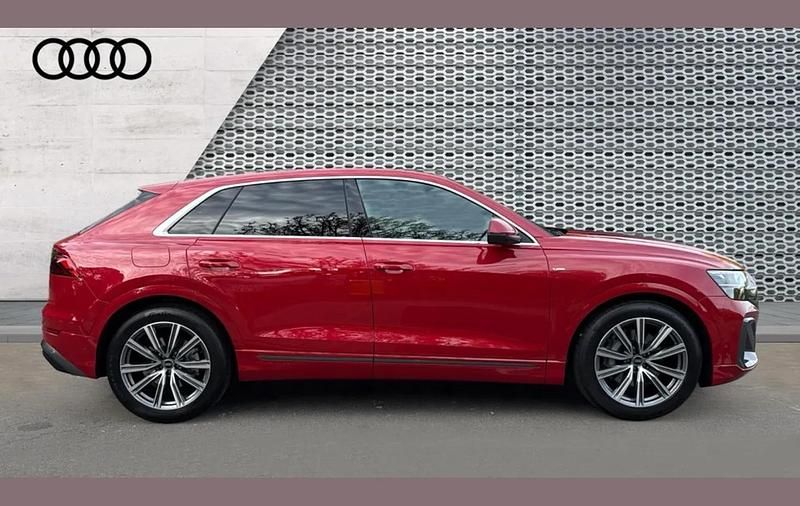 Used Audi Q8 S-Line 340 HP (250 kW) 2025 Red SUV