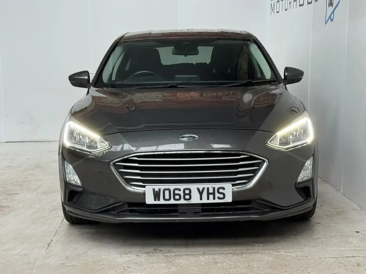 Used Ford Focus Zetec 2019 Grey Hatchback