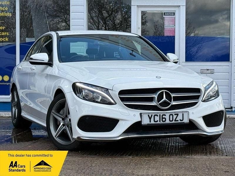 Used Mercedes C200 AMG line 136 HP (100 kW) 2016 White Sedan