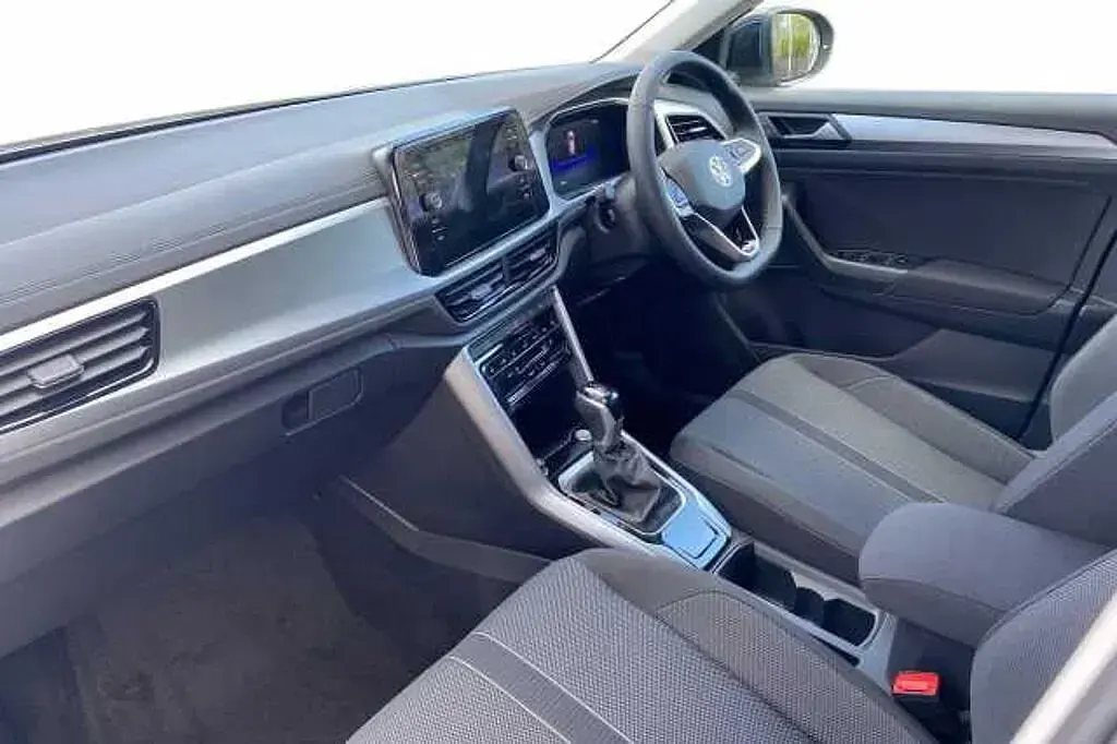 New VW T-Roc 150 HP (110 kW) 2026 SUV