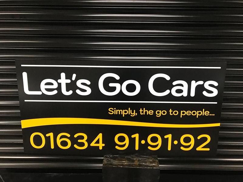 Used BMW 120 Comfort Edition 2013 White Hatchback