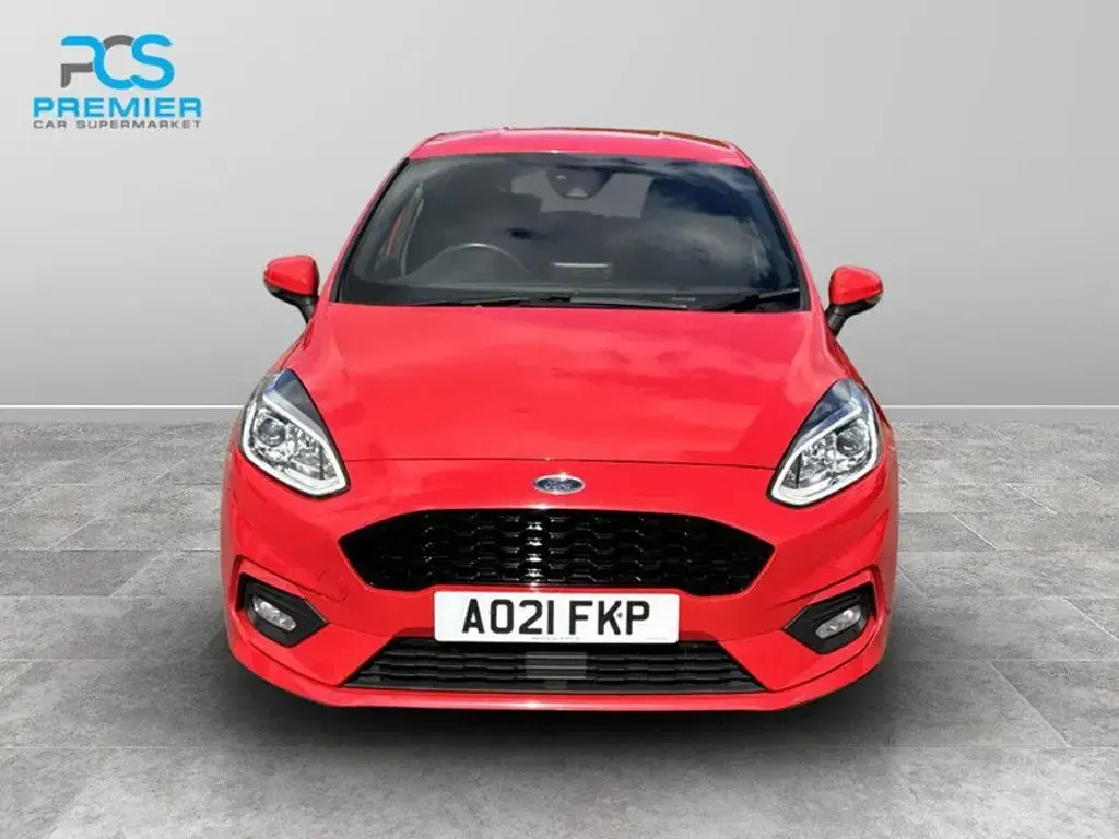 Used Ford Fiesta ST-Line 95 HP (69 kW) 2021 Race red (standard paint) Hatchback