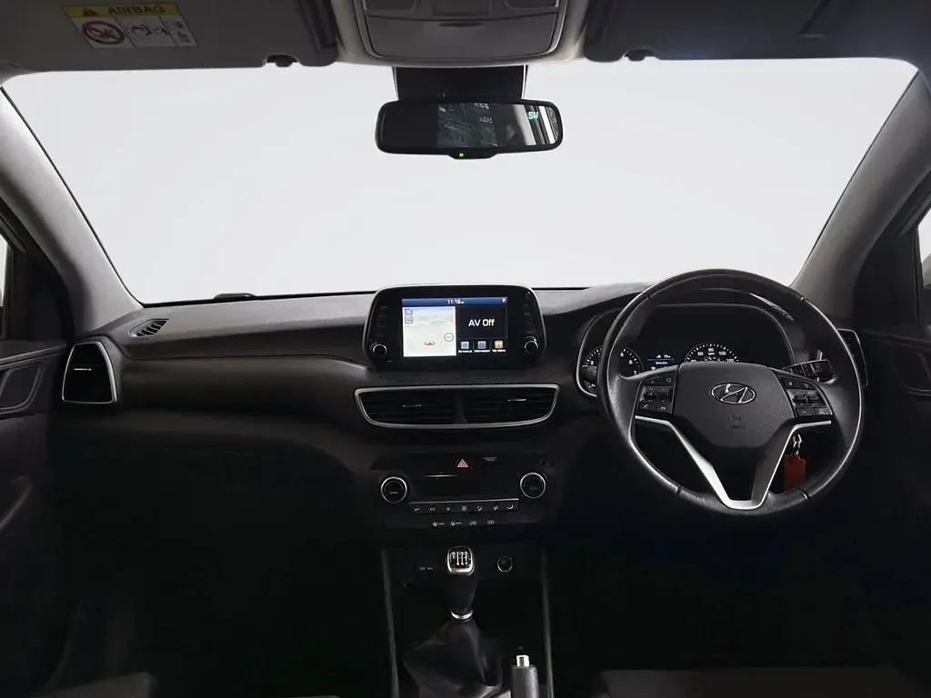 Used Hyundai Tucson SE 177 HP (130 kW) 2019 Silver SUV