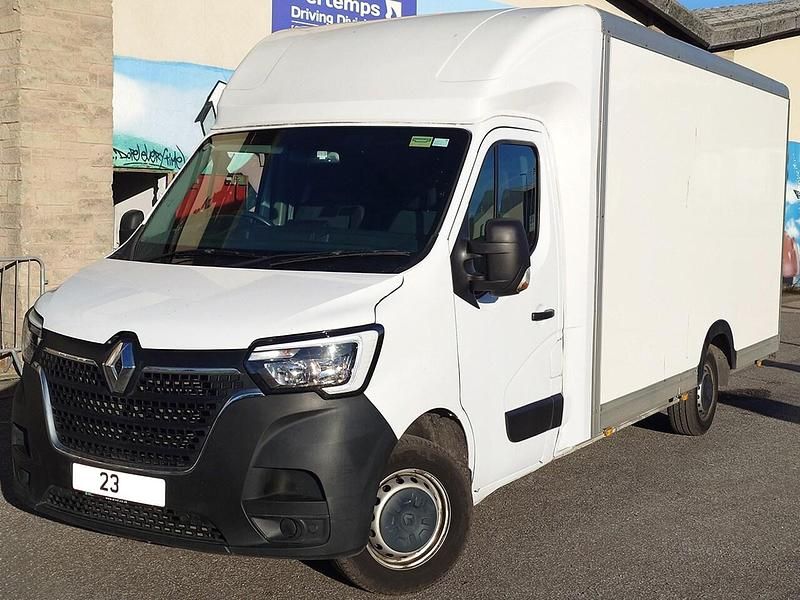 Used Renault Master 145 HP (106 kW) 2023 White Van