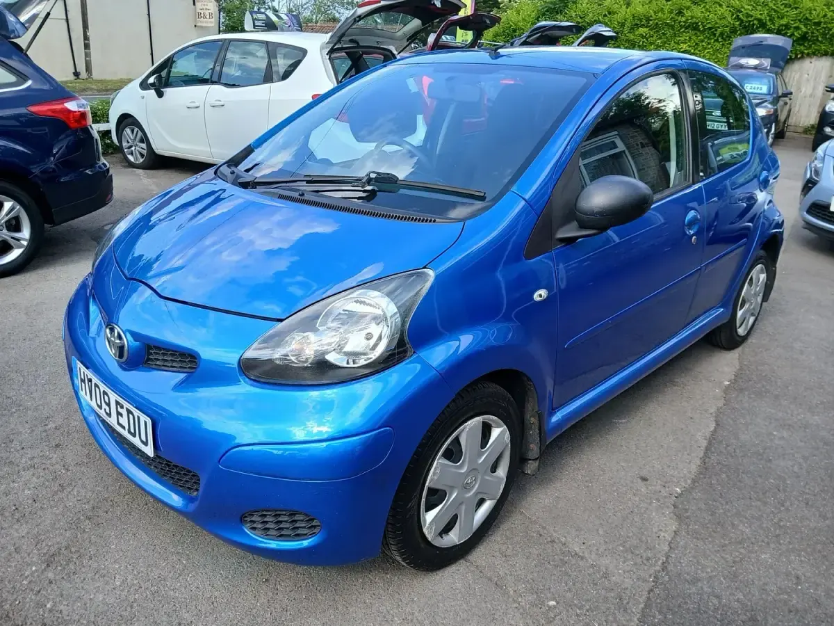 Used Toyota Aygo 2009 Blue Hatchback