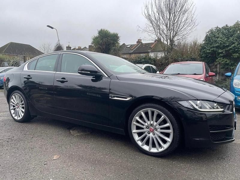 Used Jaguar XE Portfolio 180 HP (132 kW) 2018 Black Sedan