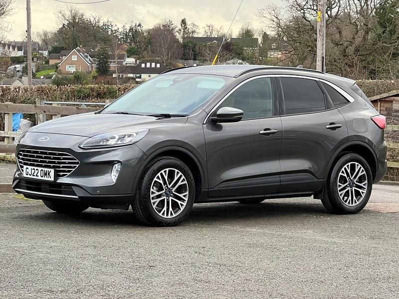 Used Ford Kuga Titanium 120 HP (88 kW) 2022 Grey SUV