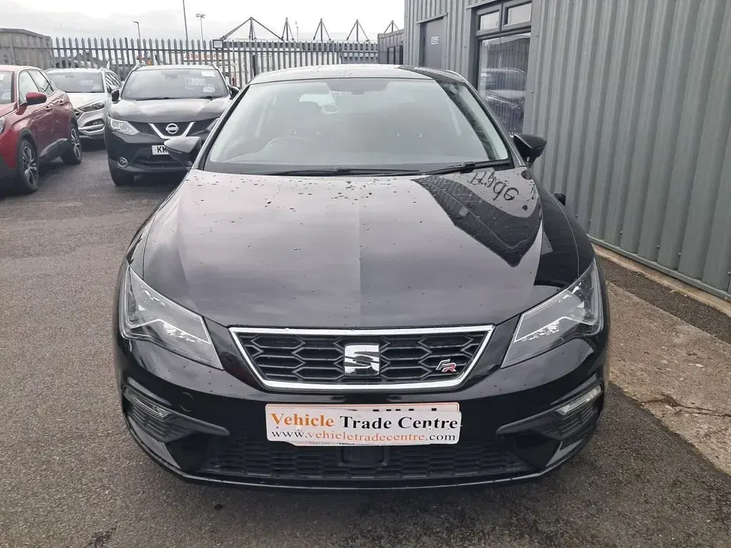 Used Seat Leon FR 125 HP (91 kW) 2018 Black Coupe