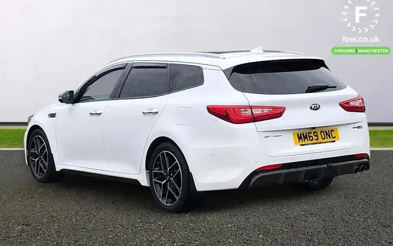 Used Kia Optima GT-Line S 136 HP (100 kW) 2019 White Estate