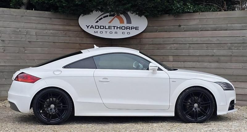 Used Audi TT Black Edition 170 HP (125 kW) 2013 White Coupe