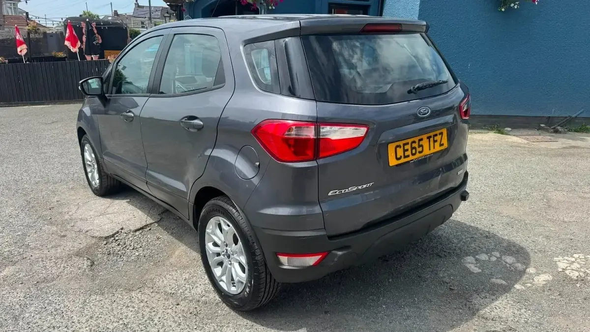 Used Ford Ecosport Zetec 125 HP (91 kW) 2015 Grey SUV