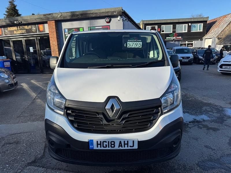 Used Renault Trafic Business 2018 White MPV