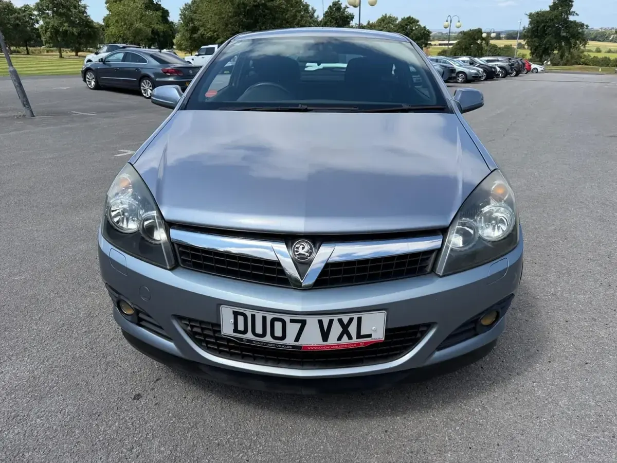 Used Vauxhall Astra SRi 2007 Silver Hatchback