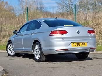 Used VW Passat Business 150 HP (110 kW) 2016 Silver Sedan