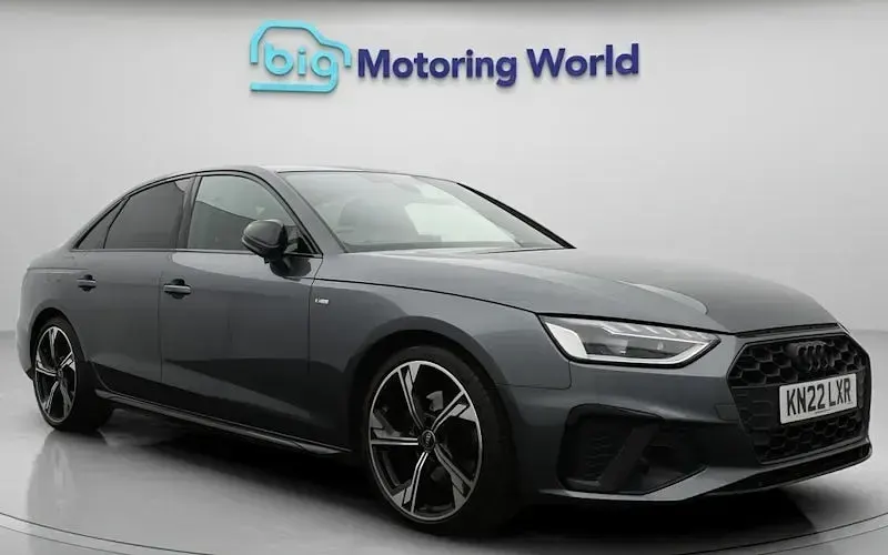 Usado Audi A4 Black Edition 150 CV (110 kW) 2021 Berlina