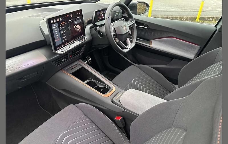 Used Cupra Born e-Boost 167 kW (228 HP) 2025 Grey Hatchback