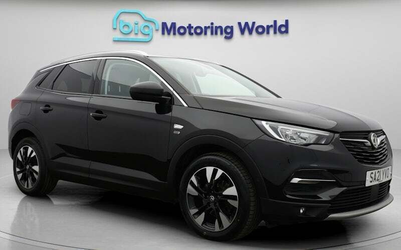 Black Used 2021 Vauxhall Grandland X Edition SUV | £12,600 (Fair price) - Image 1/4