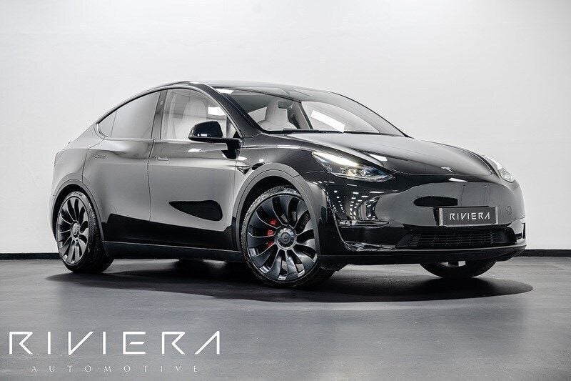 Black Used 2024 Tesla Model Y Performance SUV | £39,495 (Expensive) - Image 1/4