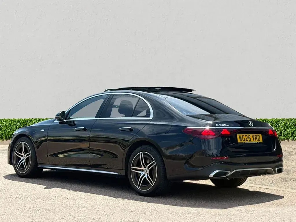 Used Mercedes E300 AMG line 313 HP (230 kW) 2025 Black Sedan