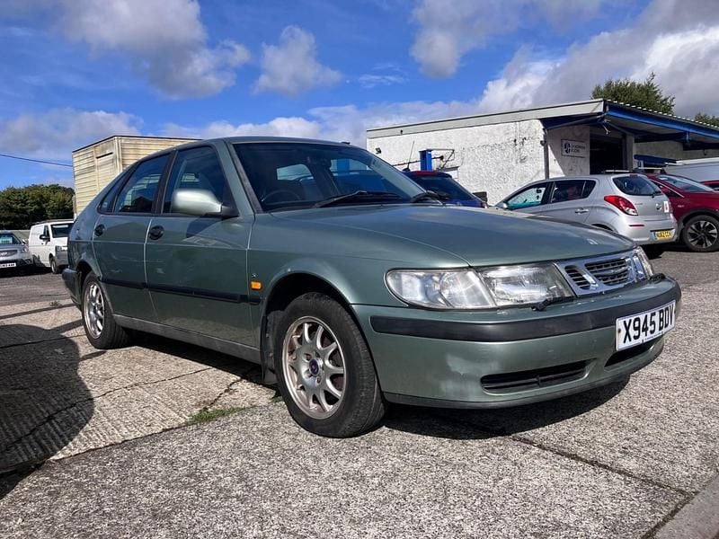Green Used 2000 Saab 9-3 Hatchback | £495 - Image 1/4