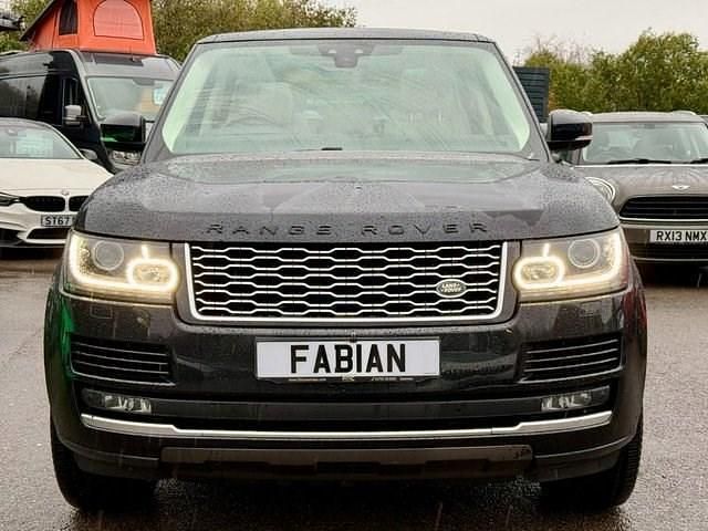 Usado Land Rover Range Rover Vogue 258 CV (189 kW) 2017 Negro SUV
