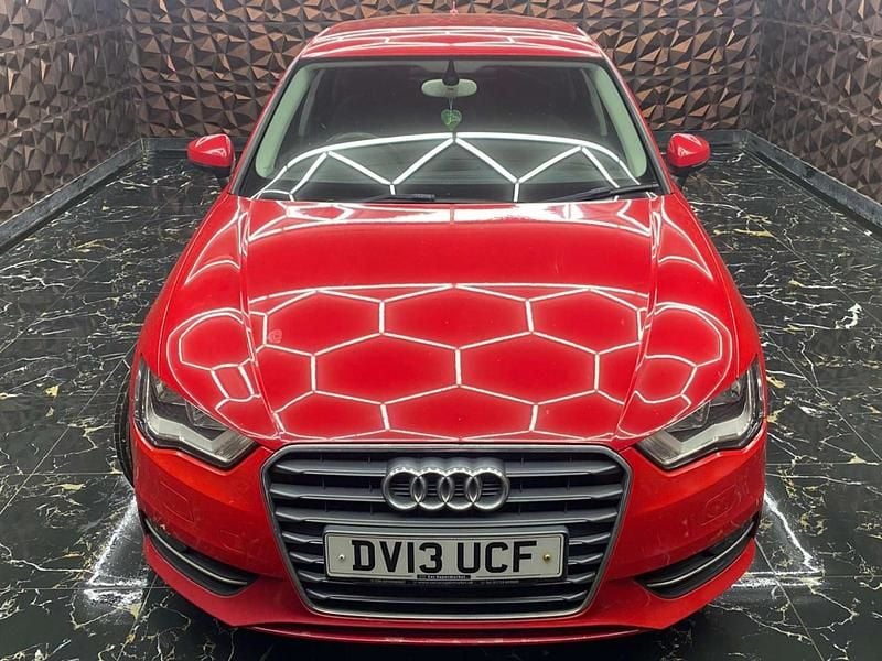 Used Audi A3 Sportback Advanced 2013 Red Hatchback