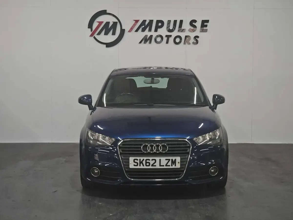 Used Audi A1 Sport 122 HP (89 kW) 2012 Blue Hatchback