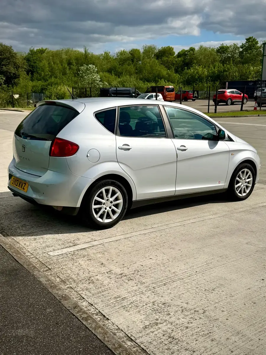 Używany Seat Altea Copa 105 KM (77 kW) 2013 Srebrny Minivan