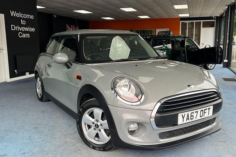 Used 2017 Mini ONE Hatchback | £8,900 (Fair price) - Image 1/1