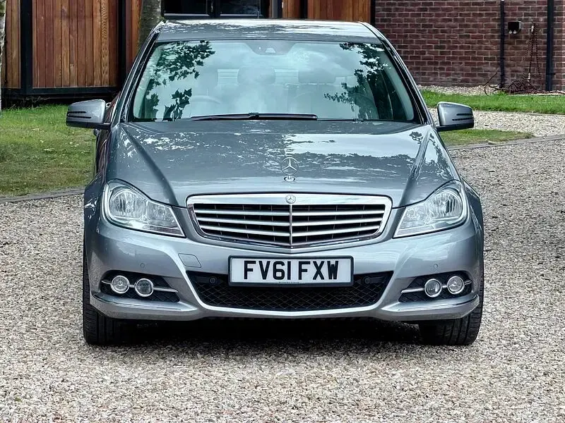 Used Mercedes C220 Elegance 2011 Silver Sedan