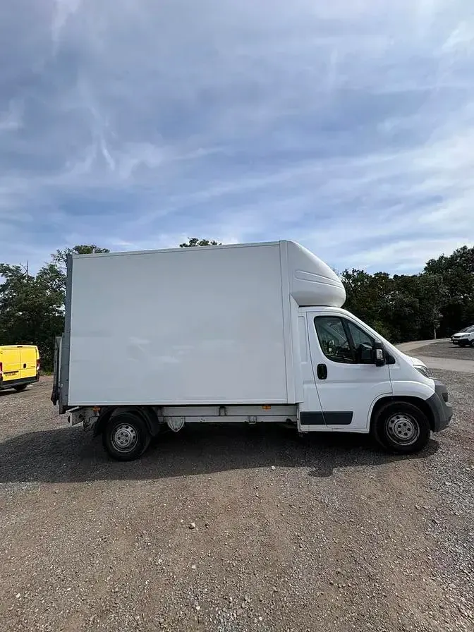 Used Citroën Relay 160 HP (117 kW) 2019 White Van