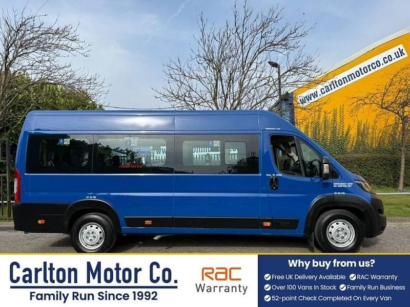 Used Peugeot Boxer 130 HP (95 kW) 2018 Blue Van