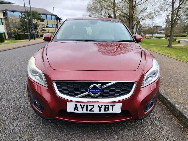 Used Volvo C30 SE Lux 115 HP (84 kW) 2012 Red Hatchback