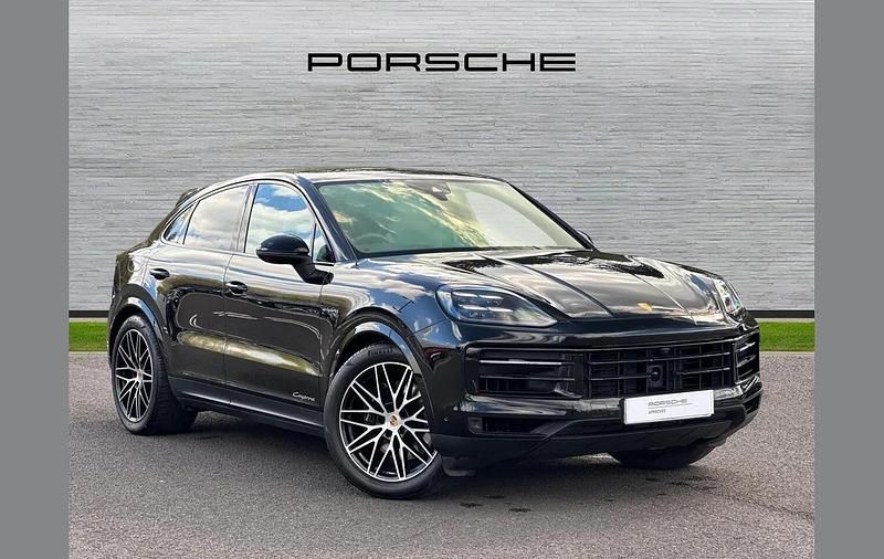 Used Porsche Cayenne 470 HP (345 kW) 2025 Black SUV
