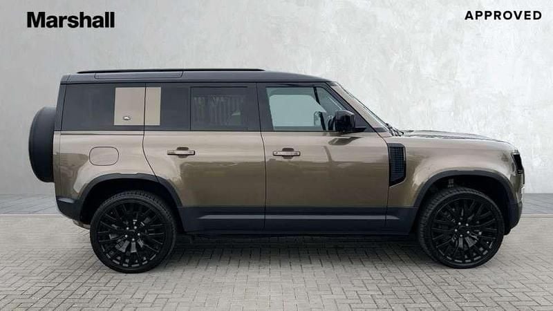 Usado Land Rover Defender First Edition 240 HP (176 kW) 2020 Castanho SUV